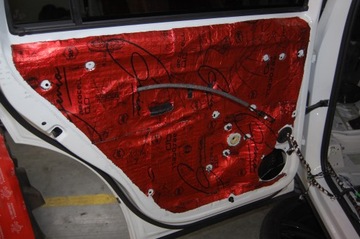 Легкий бутиловый коврик 4мм с пеной 2в1 50х32см с клеем водостойкий резонанс