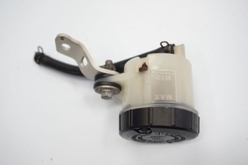 TRIUMPH DAYTONA 675 06-12 ZBIORNICZEK POMPY HAMULCOWEJ PRZÓD