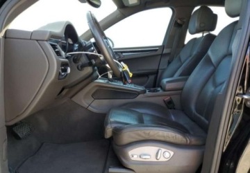 Porsche Macan SUV 2.0 252KM 2017 Porsche Macan Auta z USA - Zapytaj o wiecej ofert 2.0 Benzyna 252KM, zdjęcie 10