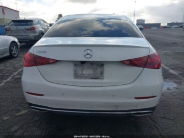 Mercedes Klasa C W206 2023 Mercedes-Benz Klasa C MERCEDES-BENZ C 300 SEDAN 2.0 Benzyna 255KM, zdjęcie 3