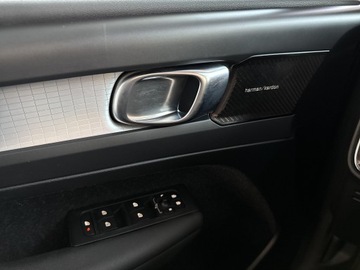 Volvo XC40 Crossover 2.0 T4 190KM 2019 Volvo XC 40 T4 AWD Momentum T4 AWD Momentum | auto, zdjęcie 18