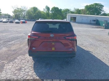 Toyota Sienna III 2022 Toyota Sienna LE 2022 2.5l 2.5 Hybryda 189KM, zdjęcie 4