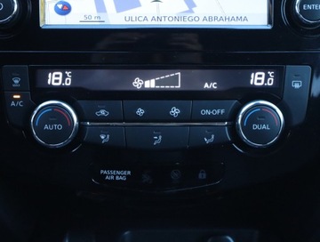 Nissan Qashqai II Crossover Facelifting 1.3 DIG-T  160KM 2018 Nissan Qashqai 1.3 DIG-T, Salon Polska, zdjęcie 15