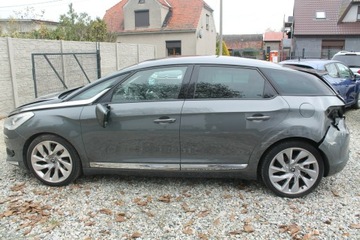 DS 5 Hatchback (Citroen) 1.6 THP 200KM 2011 Citroen DS5 ROK 2011 POJ 1,6 200 KM, zdjęcie 7