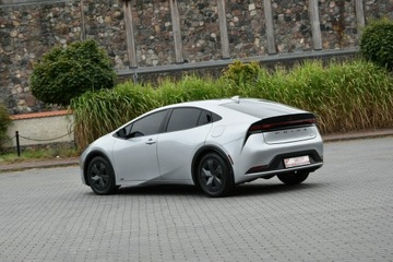 Toyota Prius V (XW60) 2024 Toyota Prius AWD 2.0Hybrid 223KM 2024r. 4x4 FullLE, zdjęcie 19