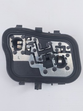 MITSUBISHI COLT 2006 2008 3D DRŽÁK ŽÁROVEK VLOŽKA SVĚTLA ZADNÍ 27852101 LEVÝ