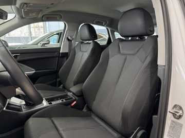 Audi Q3 II SUV 1.5 35 TFSI 150KM 2024 Audi Q3 Sportback 35 TFSI S-Line / Kamera cofania, zdjęcie 8