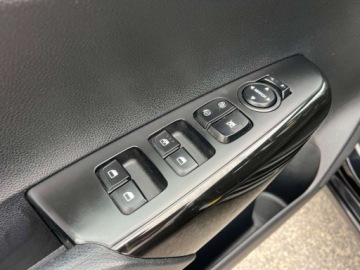 Kia Picanto III Hatchback 5d 1.0 MPI 67KM 2017 Kia Picanto KLIMATYZACJA GRZANE FOTELE GRZANA KIEROWNICA TEMPOMAT EL.SZYBY, zdjęcie 11