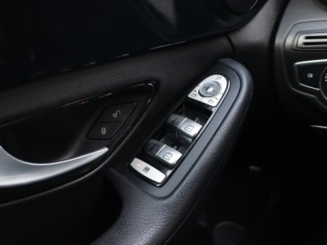 Mercedes Klasa C W205 Kombi Facelifting 1.6 200d 160KM 2018 Mercedes C C 200 d, Skóra, Navi, Klima, zdjęcie 17