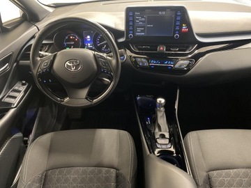 Toyota C-HR I Crossover Facelifting 2.0 Hybrid Dynamic Force 184KM 2020 Toyota C-HR 2.0 Hybrid Style Toyota C-HR 2.0 Style, zdjęcie 2