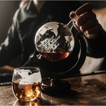 Zestaw do whisky KARAFKA GLOBUS szklanki WALENTYNKI URODZINY DLA NIEGO