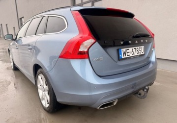 Volvo V60 I Kombi Facelifting 2.0 D4 DRIVE-E 190KM 2018 Volvo V60 salon PL FV VAT 23 bezwypadkowy roczna gwarancja hak, zdjęcie 3
