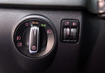 Volkswagen Tiguan I SUV Facelifting 1.4 TSI BlueMotion 160KM 2012 Volkswagen Tiguan Tiguan_Panoramiczny dach_Alufelgi17_Podgrzewane fotele, zdjęcie 21