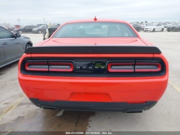Dodge Challenger III 2019 Dodge Challenger RT Scat Pack Widebody 2019 6.4l 6.4 Benzyna 485KM, zdjęcie 4