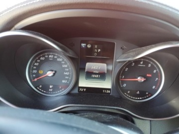 Mercedes GLC C253 2019 Mercedes-Benz GLC 2019 r., 2,0L 300 4MATIC 2.0 Benzyna 241KM, zdjęcie 6