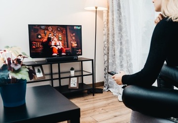 ЗВУКОВАЯ БАР С BLUETOOTH, ЖК-ДИСК, КУХОННОЕ РАДИО, АККУМУЛЯТОРНЫЕ ЧАСЫ, USD SD