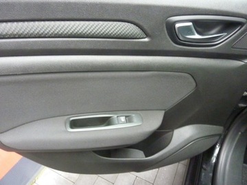 Renault Megane IV Hatchback 5d 1.5 dCi 110KM 2018 Renault Megane 1.5 DCI, zdjęcie 33