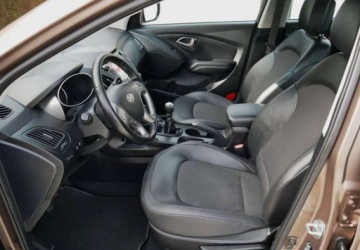 Hyundai ix35 SUV Facelifting 1.6 GDI 135KM 2015 Hyundai ix35 Hyundai ix35 1.6 GDI Premium 2WD 1.6 Benzyna 135KM, zdjęcie 18