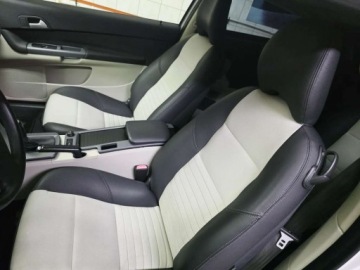 Volvo C30 Hatchback 3d Facelifting 1.6 D DRIVe 109KM 2011 Volvo C30 ___Limited White Edition___1.6D DRIVe 109KM___R-Design___ 1.6, zdjęcie 31