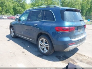 Mercedes GLB 2023 Mercedes-Benz GLB 2023 MERCEDES-BENZ GLB 250 4MATIC 2.0 Benzyna 221KM, zdjęcie 3