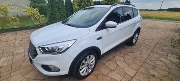 Ford Kuga III 2019 Ford Kuga 1.5 EcoBoost AWD Edition ASS 182KM 4X4 2019r