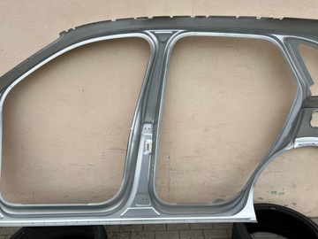 Bentley Bentayga подъемная боковая панель крыла правая