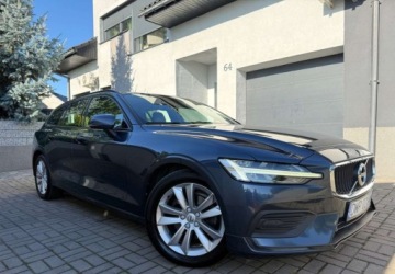 Volvo V60 II  Kombi 2.0 D3 150KM 2019 Volvo V60 Volvo V60 D3 Geartronic Momentum Pro 2.0 Diesel 150KM, zdjęcie 1