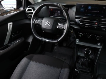 Citroen C4 III SUV 1.2 PureTech 130KM 2021 Citroen C4 1.2 PureTech, Salon Polska, Klima, zdjęcie 6