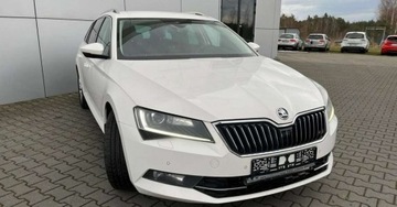Skoda Superb III Kombi Facelifting 2.0 TDI SCR 150KM 2019 Skoda Superb Skora Automat Navi Webasto Hak Parktronic FV23, zdjęcie 2