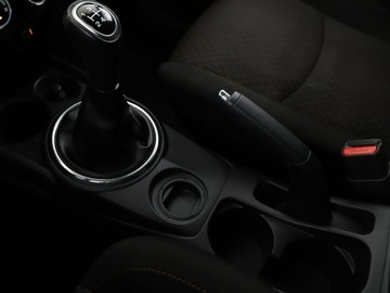 Mitsubishi ASX I SUV Facelifting 2015 1.6 117KM 2016 Mitsubishi ASX Diamant Edition lift grzane fotele, zdjęcie 25