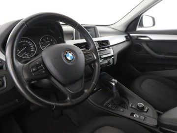 BMW X1 F48 Crossover xDrive18d 150KM 2017 BMW X1 2.0d Automat xDrive Advantage Klimatronik, zdjęcie 13