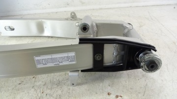 Yamaha Fazer FZS 600 98-03 Wahacz Zawieszenie Tył