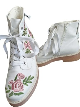 Bugatti haftowane botki trapery skóra wewnątrz 41