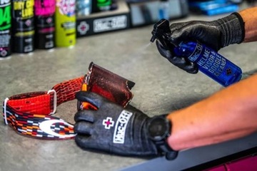 Визор и очиститель для очков MUC-OFF в подарок мотоциклисту