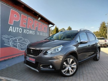 Peugeot 2008 I SUV Facelifting 1.2 PureTech 110KM 2019 Peugeot 2008 Automat Klimatronik Komputer Tempomat 1.2 Benzyna 110KM