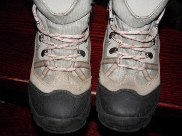 ВОДОНЕПРОНИЦАЕМЫЕ ТРЕККИНГОВЫЕ ОБУВИ NORRONA 40 р.