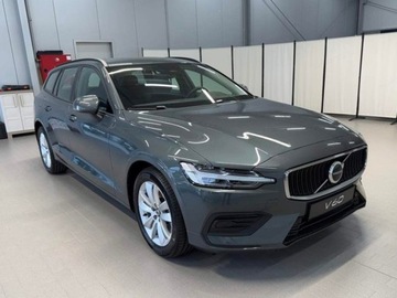 Volvo V60 II  2025 VOLVO V60 B4 Core Combi 2.0 (211KM) 2025, zdjęcie 1