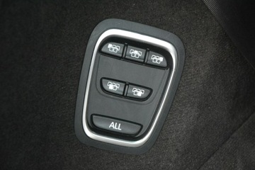 Renault Espace V Van 1.6 Energy dCi 160KM 2016 Renault Espace V 1.6 Diesel Initiale Paris 7 fote., zdjęcie 17