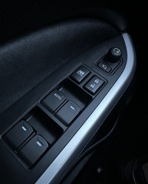 Suzuki Vitara III SUV 1.4 BOOSTERJET 140KM 2018 Suzuki Vitara Niemcy,140 koni,Skora,Ledy,Navi 1.4 Benzyna 140KM, zdjęcie 14