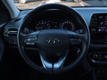 Hyundai i30 III Hatchback Facelifting 1.5 T-GDI 48V 160KM 2022 Hyundai i30 Fastback 1.5 T-GDI MHEV, Salon Polska, zdjęcie 16