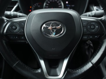 Toyota Corolla XII Sedan 1.5 VVT-i 125KM 2021 Toyota Corolla 1.5 VVT-i, Salon Polska, zdjęcie 18