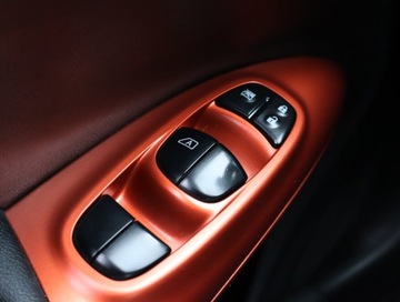 Nissan Juke I SUV Facelifting 1.6i 112KM 2018 Nissan Juke 1.6 i, Salon Polska, Navi, Klima, zdjęcie 17