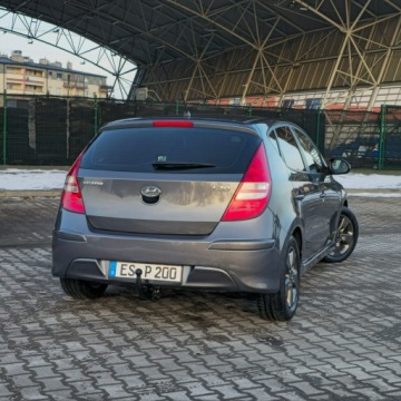Hyundai i30 I Hatchback 1.4 109KM 2010 Hyundai i30 1.4 Blue Classic, zdjęcie 15