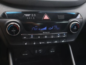 Hyundai Tucson III SUV 1.6 GDI 132KM 2016 Hyundai Tucson 1.6 GDI, Salon Polska, Serwis ASO, zdjęcie 11