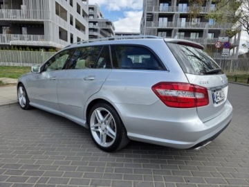 Mercedes Klasa E W212 Kombi 350 4MATIC 272KM 2011 MERCEDES E 350 4MATIC, V6 3.5l 272KM Przebieg: 194,588km Dokumentacja, zdjęcie 24