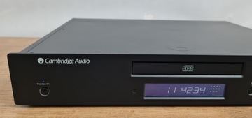 Cambridge Audio Azur 540C — проигрыватель компакт-дисков + пульт дистанционного управления
