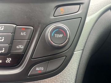 Opel Insignia I 2015 Opel Insignia KLIMATYZACJA NAWIGACJA PARKTRONIC KAMERA COFANIA EL.KLAPA SE, zdjęcie 10