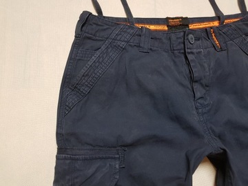 SUPERDRY - Cargo Shorts roz. 30 pas 81 cm Ideał