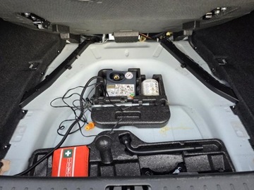 Volvo S60 II Sedan Facelifting 2.0 T5 DRIVE-E 245KM 2015 VOLVO S60 II Premium Plus T5, 2.0l benzyna 245KM Dokumentacja pochodzenia, zdjęcie 25