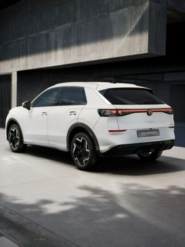 Volkswagen T-Roc I SUV Facelifting 1.5 TSI ACT 150KM 2026 Volkswagen T-Roc Wersja R-Line 1.5 eTSI 150 KM DSG, zdjęcie 12